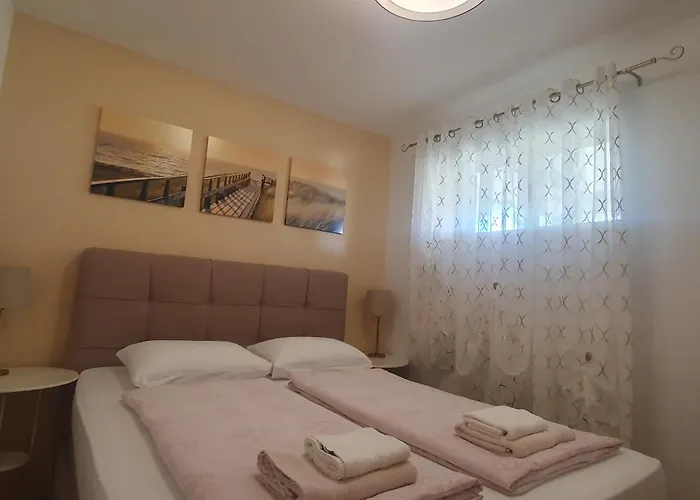 For Families With Children Lopar, Rab - 22227 Apartmán Lopar