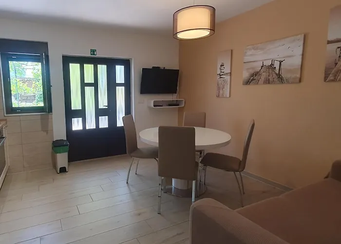 Apartmán For Families With Children Lopar, Rab - 22227 *