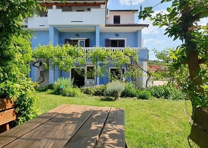 Apartment For Families With Children Lopar, Rab - 22227 Lopar